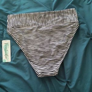Bikini bottoms